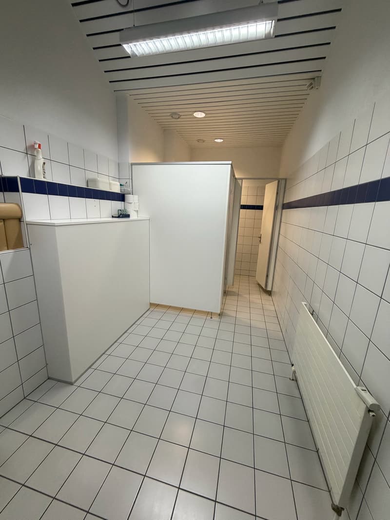 Uffici e spazi di stoccaggio in posizione ideale a Oftringen – La vostra nuova sede aziendale (8)