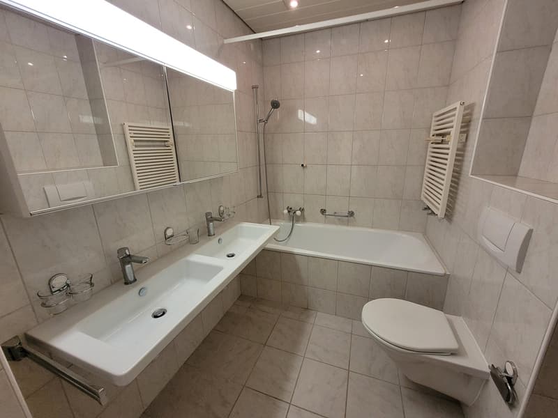 Charmante 4.5-Zimmer-Stadtwohnung (8)