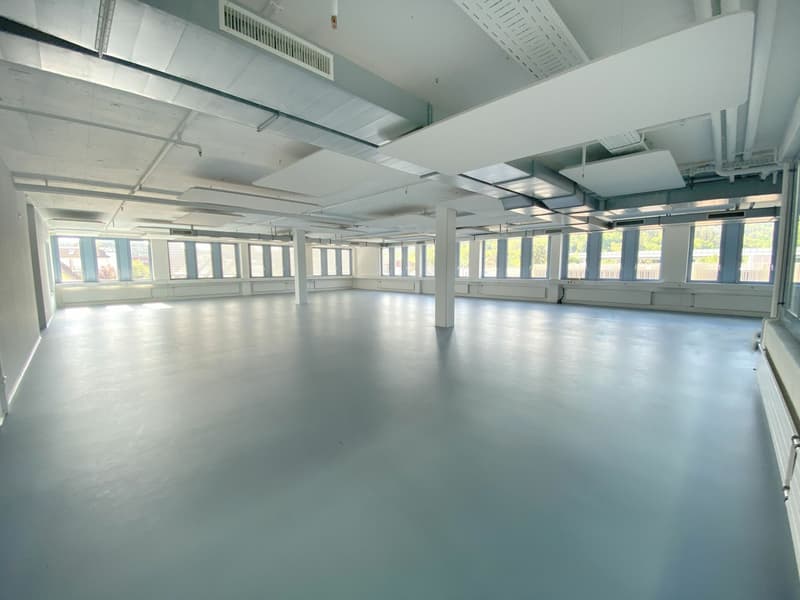 Showroom/Office Space (6)