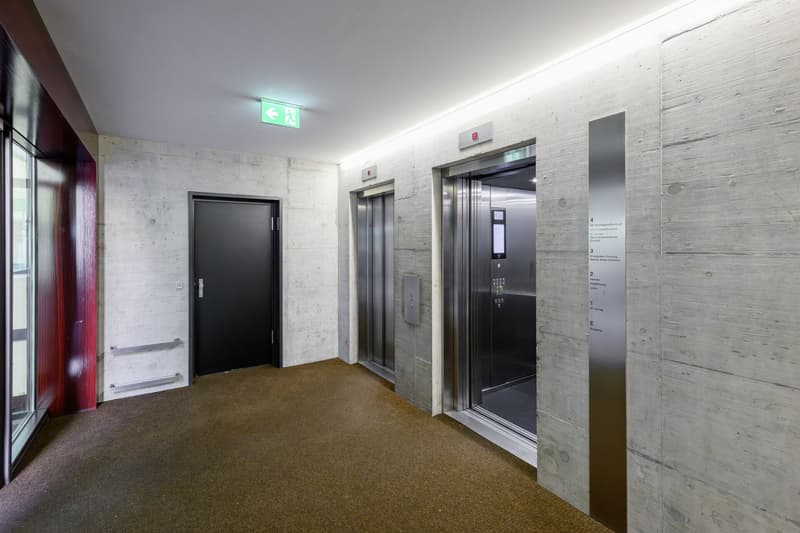 Spazi commerciali da 310 m² per le vostre visioni nella casa dei media AZ (7)