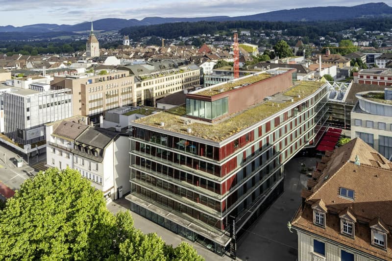 Commercial spaces from 300 m² for your visions in the AZ media house (1)