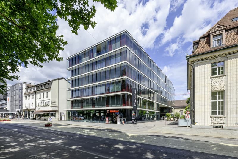 Spazi commerciali da 310 m² per le vostre visioni nella casa dei media AZ (1)