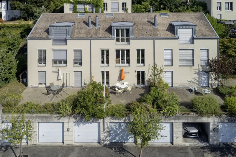Casa a schiera vicino al margine del bosco nel quartiere Segelhof (1)
