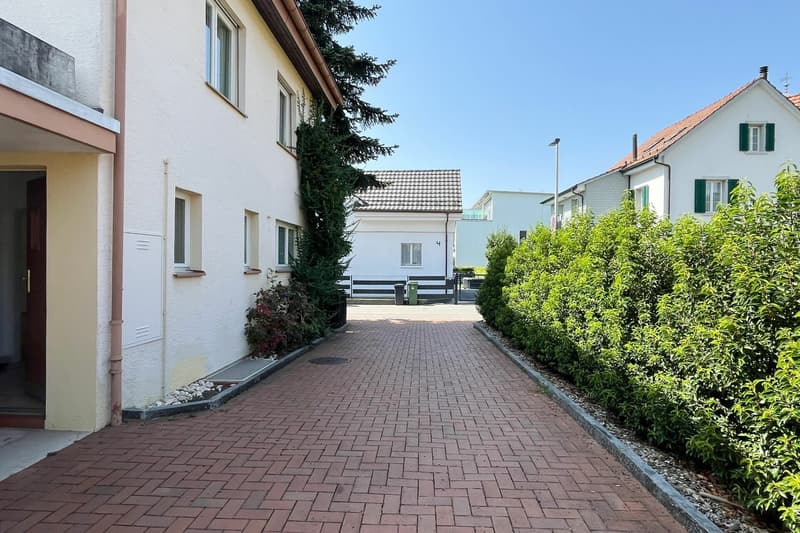Einfamilienhaus mit Garten in einem ruhigen Wohnquartier (15)