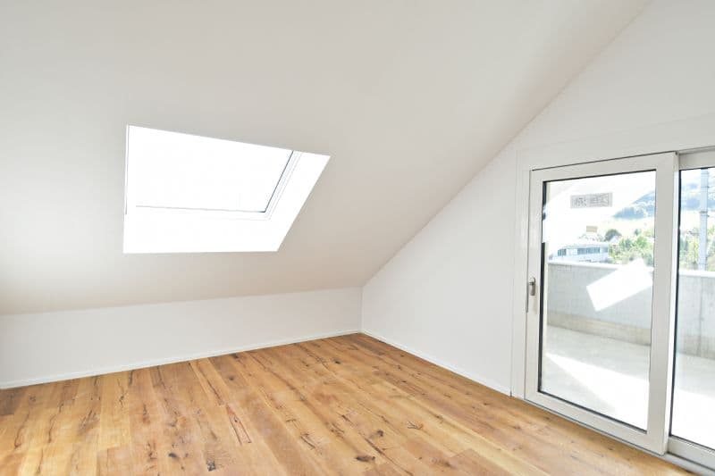 Appartement lumineux et spacieux de 3.5 pièces dans un excellent emplacement (2)