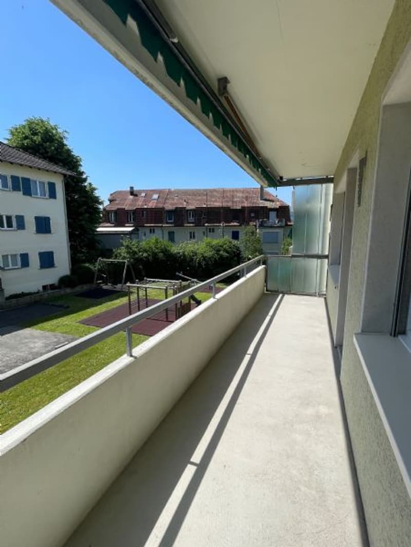 4.5-Zimmer-Wohnung in zentraler Lage zu vermieten (8)