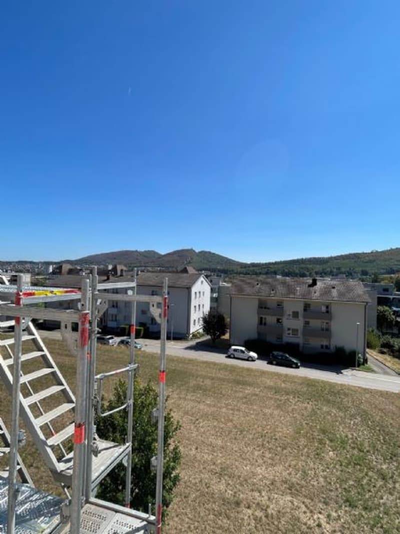 4.5 Zimmerwohnung mit Weitsicht komplett saniert (2)