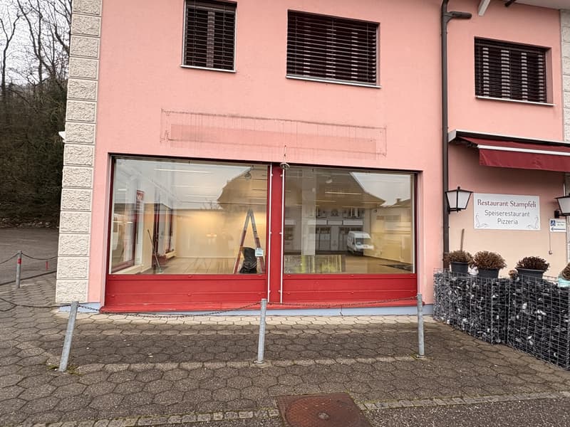 Attraktive Ladenfläche mit Lager an zentraler Lage in Oensingen (2)