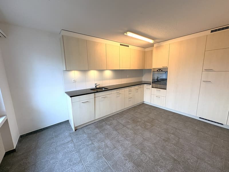 Attractive 3.5-room apartment on the high ground floor with balcony in Schöngrund (5)