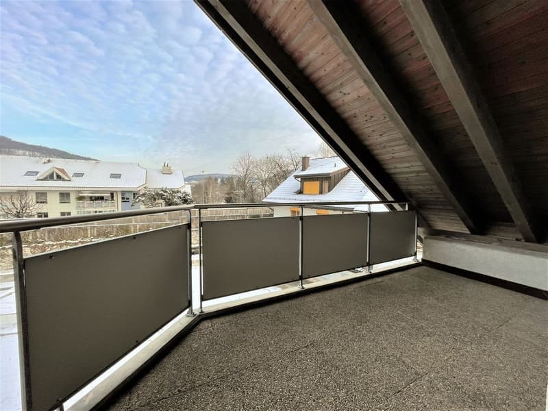 Original 3.5-room attic apartment with large balcony and private attic (6)