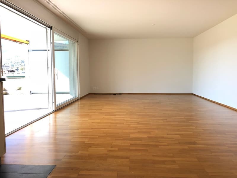 Schöne 4.5-Zimmer-Wohnung mit Balkon und Aussicht in Kappel (4)