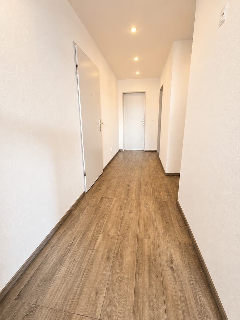 Exklusive 2.5-Zimmer-Wohnung mit grosser Balkonfläche 36,5 m2 (8)