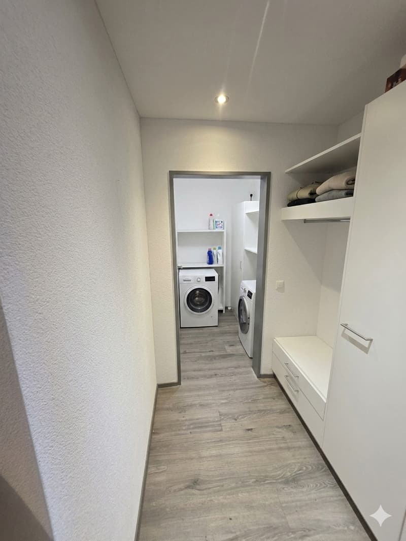 Exklusive 2.5-Zimmer-Wohnung mit grosser Balkonfläche 36,5 m2 (7)