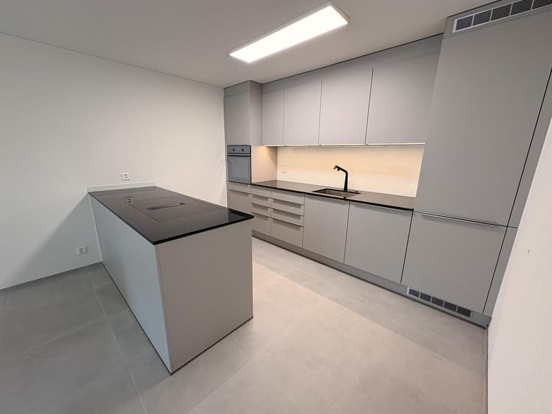 Erstvermietung 2026 Moderne 3.5-Zimmerwohnung mit hochwertigem Ausbaustandard (1)