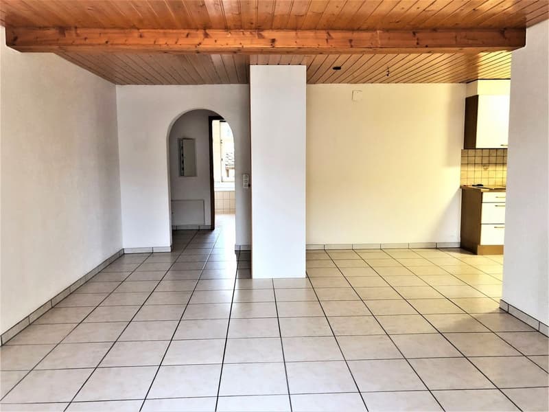 Gemütliche 3.5-Zimmerwohnung in ruhigem Mehrfamilienhaus in Welschenrohr (2)