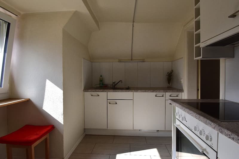 Rental Yielding Residential and Commercial Building in Thun - Centrally Located with Airbnb Potential (22)