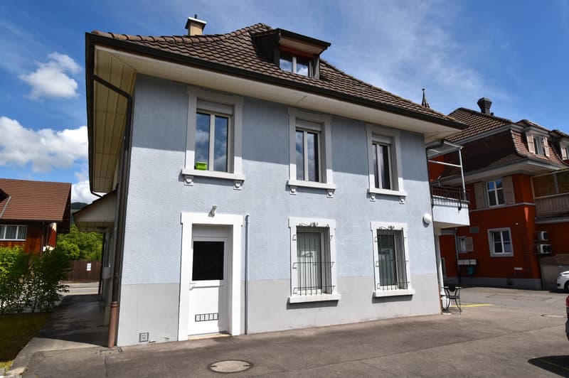 Rental Yielding Residential and Commercial Building in Thun - Centrally Located with Airbnb Potential (3)