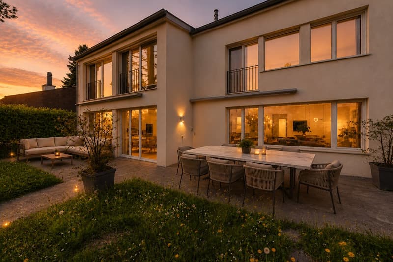 Mediterranes Zweifamilienhaus mit Weitsicht und grossem Garten (2)
