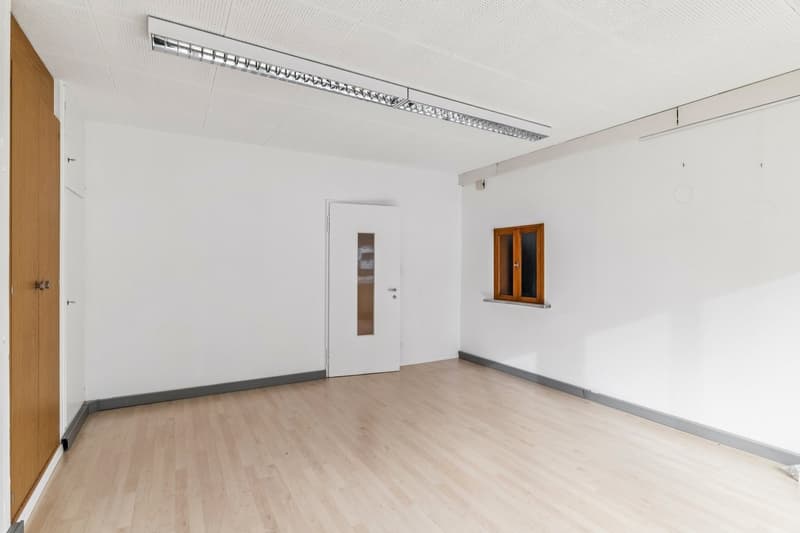 La Vostra Opportunità - Locali Commerciali Flessibili a Zollikofen (6)