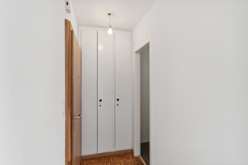 Studio confortable avec balcon (9)