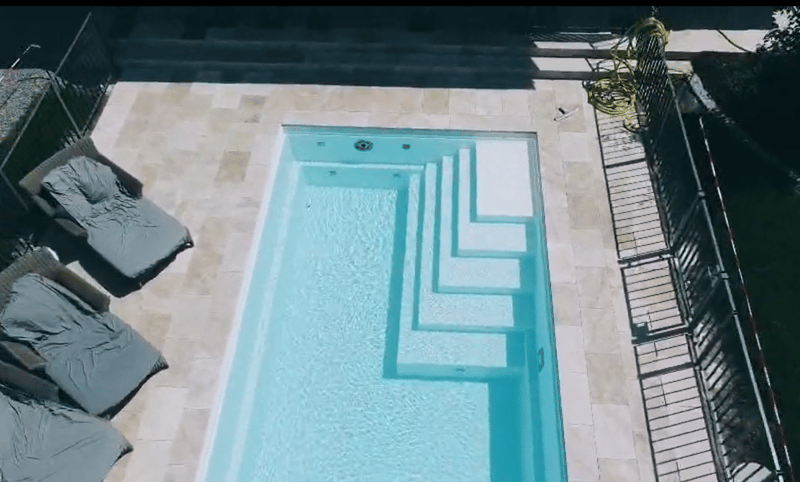 Oasis with Pool and Large Garden (1)