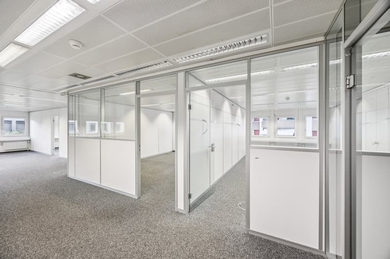 Moderne & klimatisierte Bürofläche im Talgut-Zentrum Ittigen – 280 m² sofort verfügbar (11)