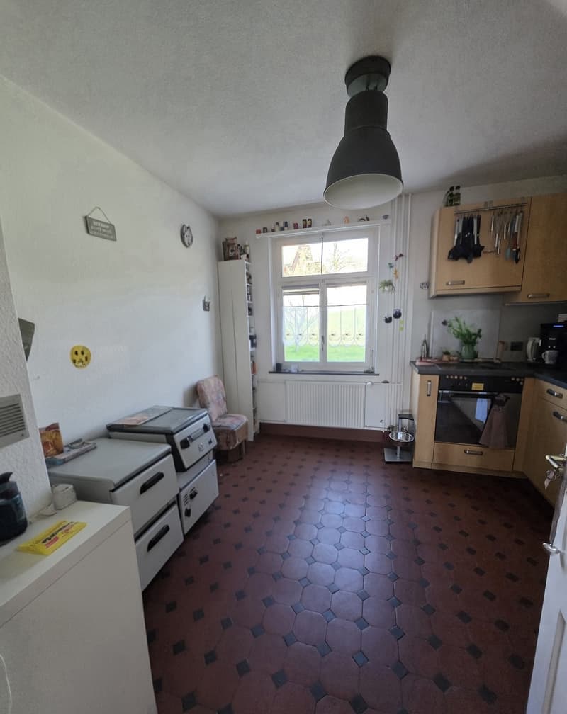 Maison spacieuse de 6,5 pièces avec annexe et vue imprenable (9)