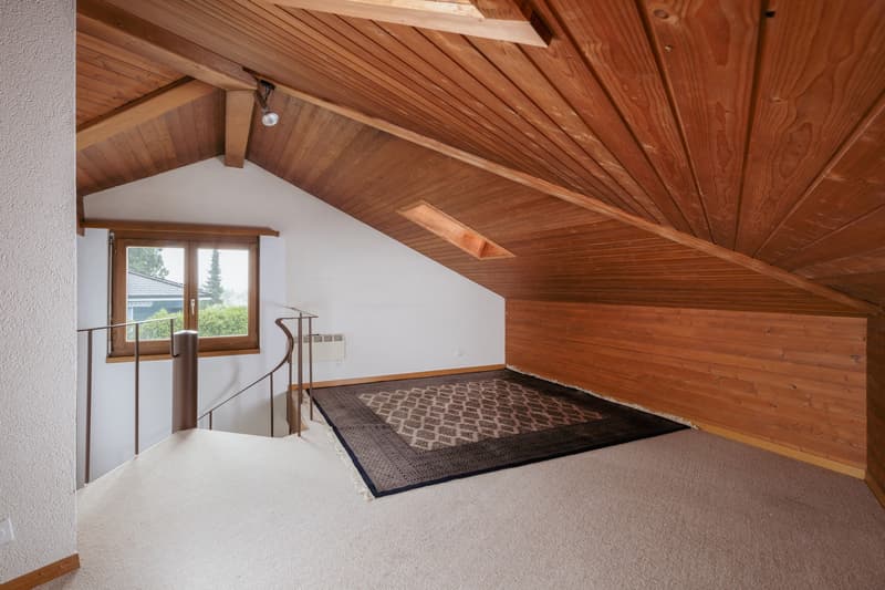 Charming 2.5-room maisonette apartment for sale in a quiet neighborhood (7)