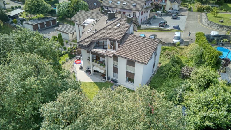 Charming 2.5-room maisonette apartment for sale in a quiet neighborhood (1)