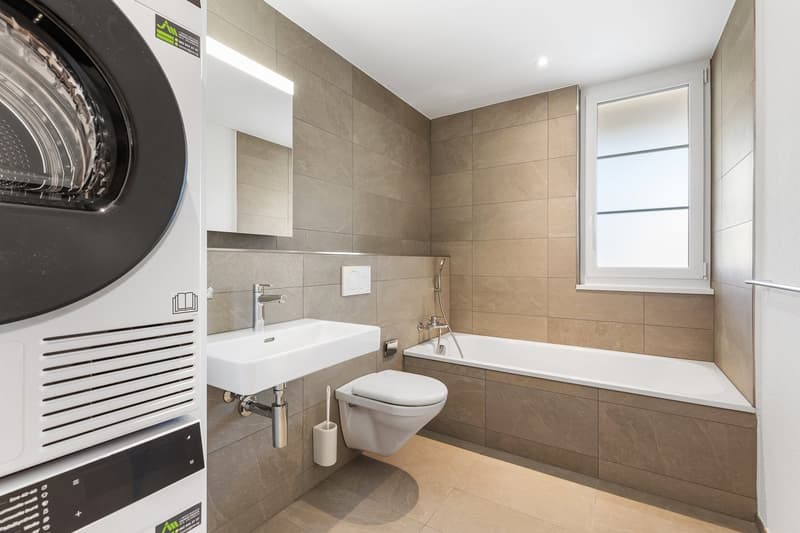 Badezimmer mit Badewanne
