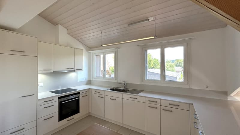 Exclusive Gallery Apartment (5)