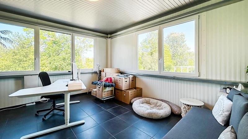 Grosszügige 4.5 Zimmer Wohnung inkl. Doppelgarage mit viel Privatsphäre und Dachterrasse (11)