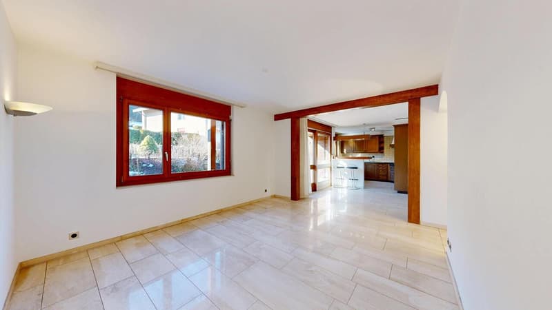 Appartement-maisonnette exclusif de 3½ pièces avec vue panoramique (8)