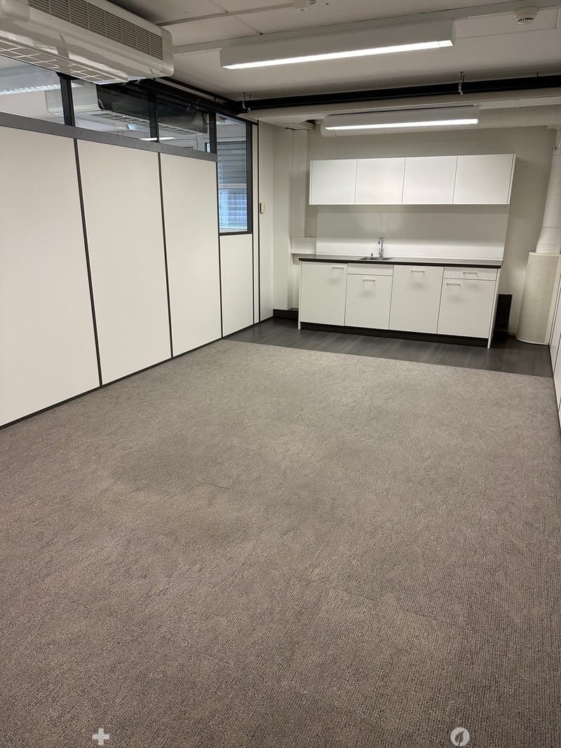 Moderne Büroflächen mit flexiblen Grundrissen (5)