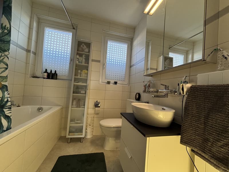 Casa unifamiliare con dependance e grande giardino (7)