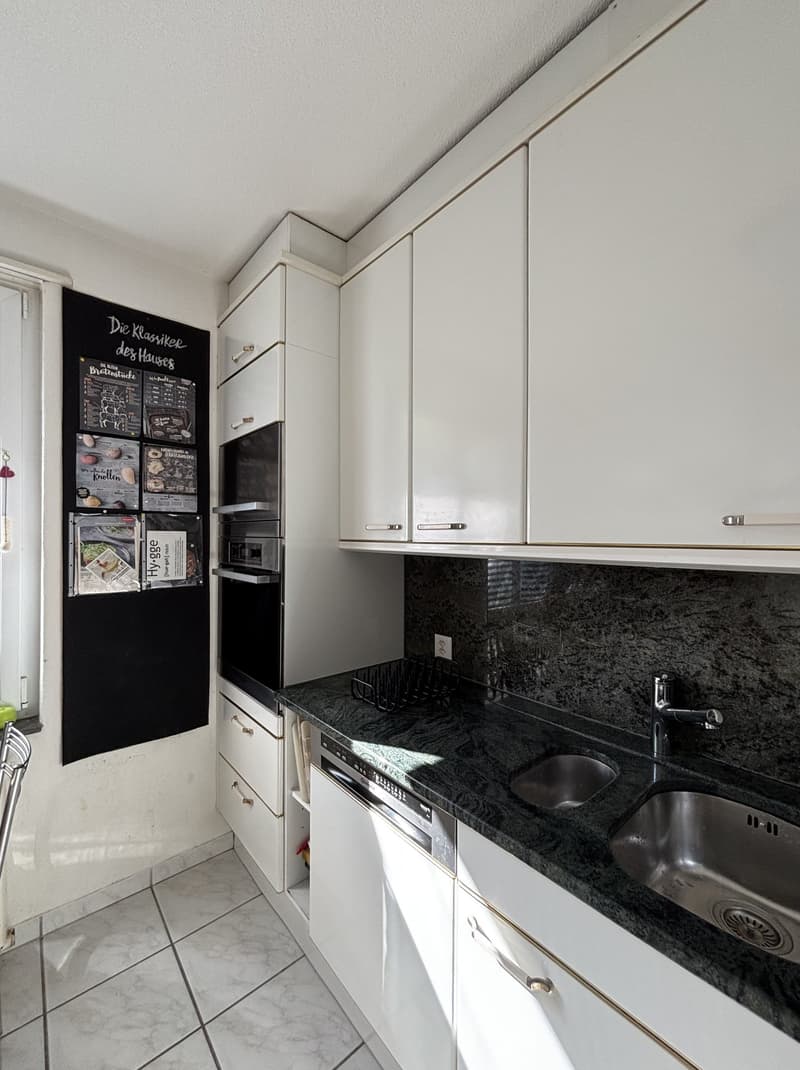 Casa unifamiliare con dependance e grande giardino (6)