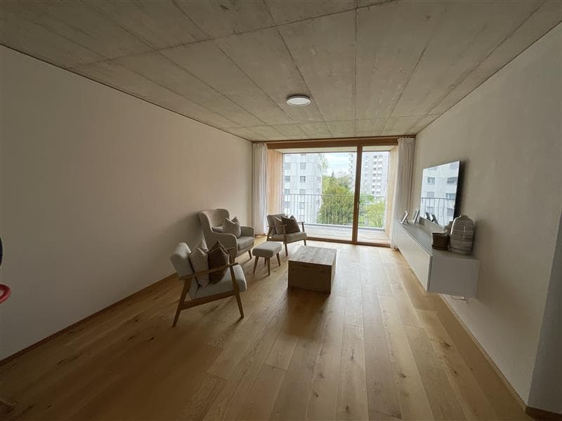 Appartamento moderno 3.5 locali con 2 balconi a Biel (4)