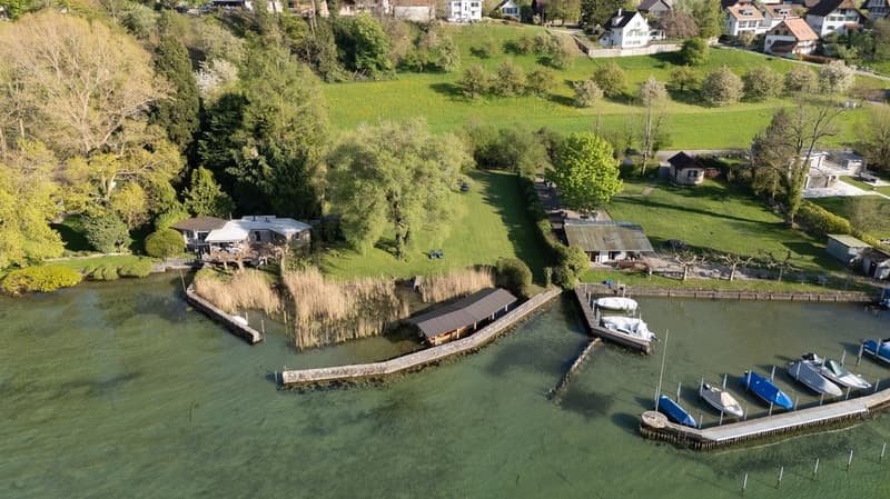 Terreno edificabile esclusivo sul lago di Bienne con capanno per barche (8)