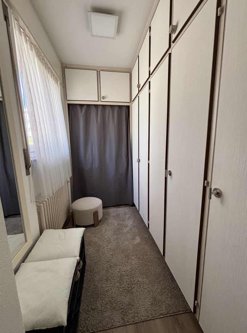 Casa unifamiliare con appartamento per anziani e grande giardino (2)