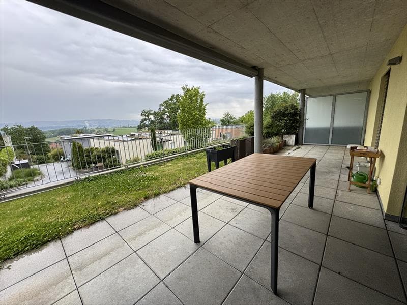 Appartement moderne 3.5 pièces à emplacement surélevé ! (8)