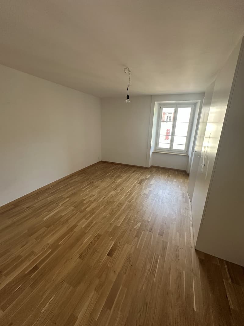 Charmante 4.5-Zimmerwohnung Duplex im Herzen von Nidau (5)