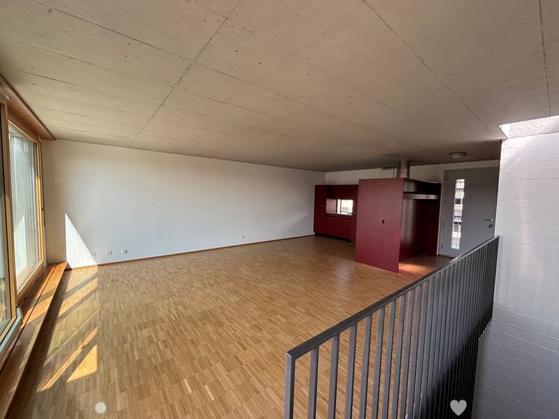 Helle 4.5-Zimmer-Duplexwohnung mit Balkon in Biel (1)