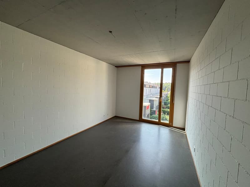 Bright 4.5-room duplex apartment with balcony in Biel (5)