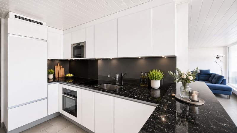 Grosszügige 5-Zimmer-Wohnung mit Weitsicht in Ipsach (3)