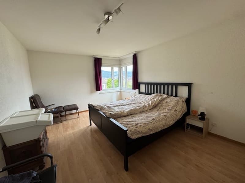 Grosse 4.5-Zimmerwohnung in familienfreundlichem Quartier (8)