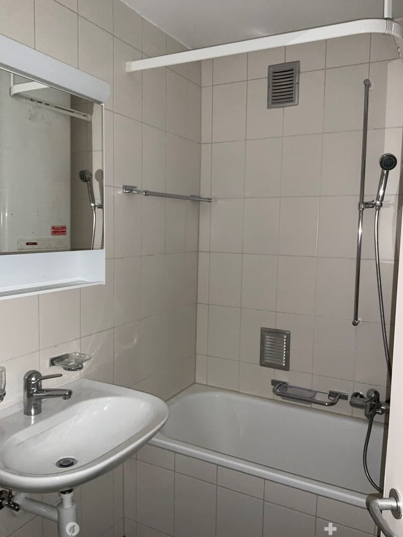 3-Zimmerwohnung im ruhigen Champagnequartier (6)