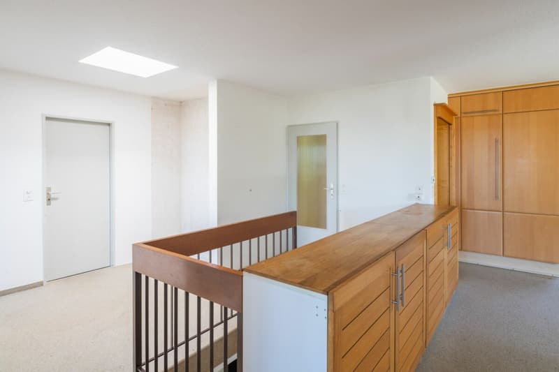 Generous living with a far-reaching view (10)