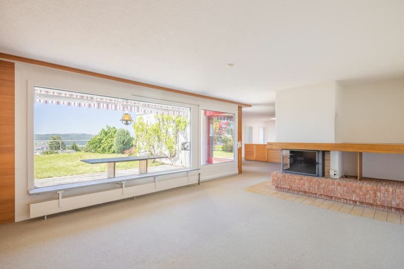 Generous living with a far-reaching view (7)