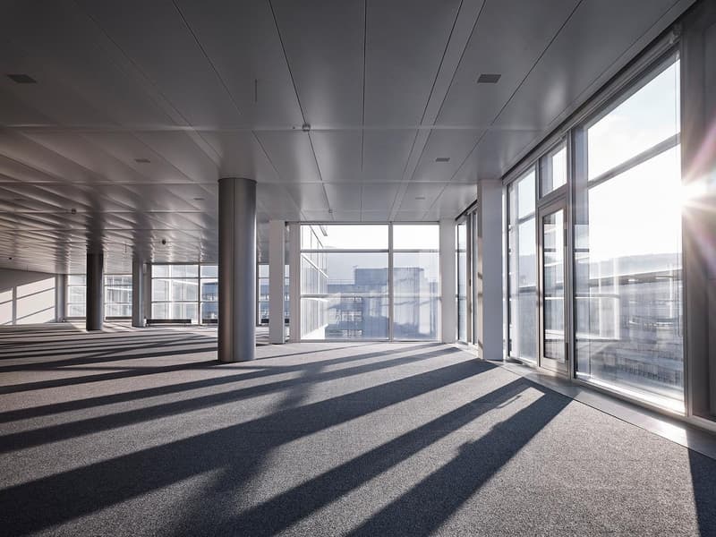 Your business home in the heart of Zürich-Altstetten – renovated and ready for occupancy (3)