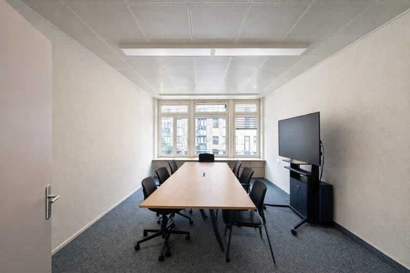 Espace commercial et de bureau attractif dans un excellent emplacement en ville (16)